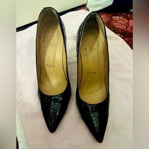 Christian Louboutin Black Pumps